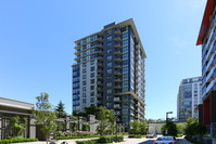 Kiwanis Towers in Richmond, BC - Building Photo - Building Photo