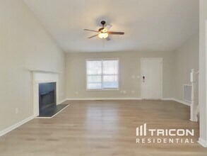 209 Remington Ct in Dallas, GA - Building Photo - Building Photo