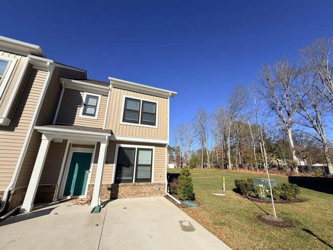 12212 Ground Pine Ct in Midlothian, VA - Building Photo - Building Photo