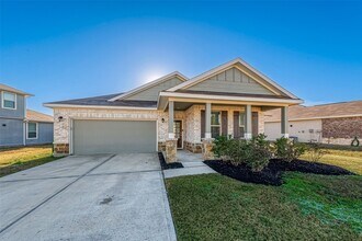 702 Cobalt Crest Ln in Huffman, TX - Building Photo - Building Photo