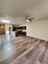 6127 Motherwell Dr SE in Albuquerque, NM - Building Photo - Building Photo