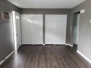 245 N Liberty St in Mc Comb, OH - Building Photo - Building Photo