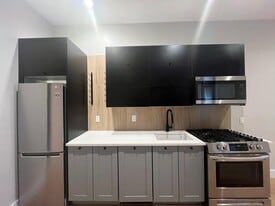 172 New York Ave, Unit 1R in Jersey City, NJ - Building Photo