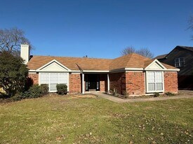 3805 18th St in Plano, TX - Building Photo