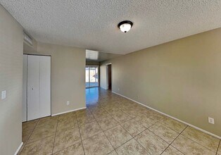 7123 W Flower St in Phoenix, AZ - Building Photo - Building Photo