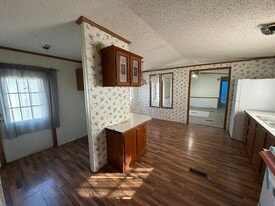 300 Sequoyah Dr in Fort Payne, AL - Building Photo