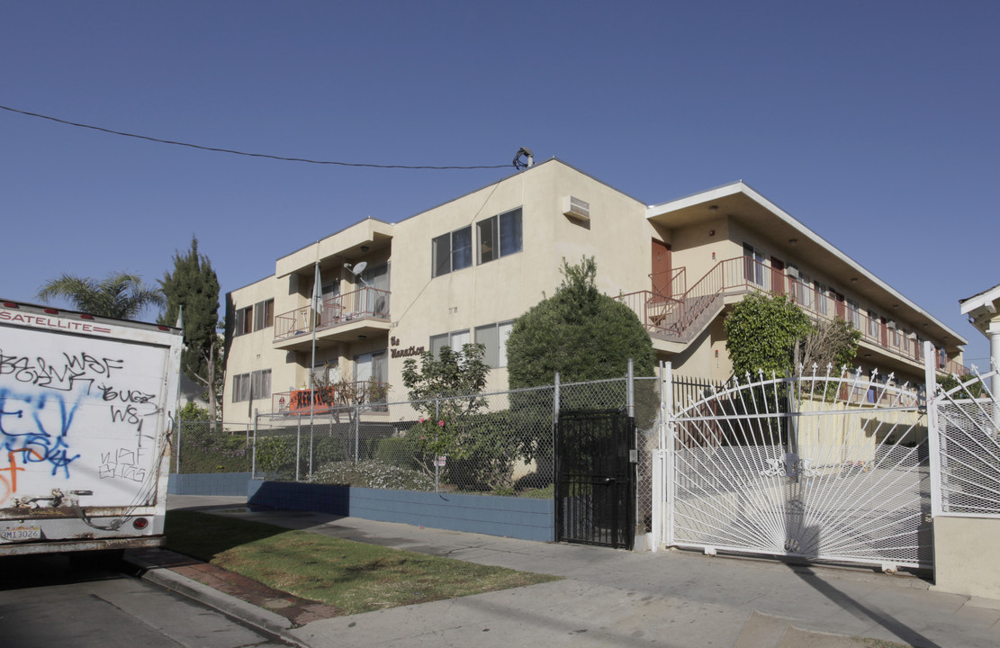 The Marathon in Los Angeles, CA - Building Photo