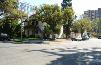 714-720 N Columbus in Glendale, CA - Building Photo - Building Photo