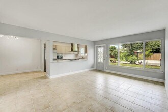208 NW 1st St in Boynton Beach, FL - Building Photo - Building Photo