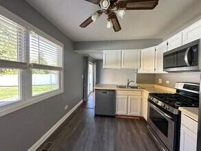 1309 Monmouth Ave in Naperville, IL - Building Photo - Building Photo