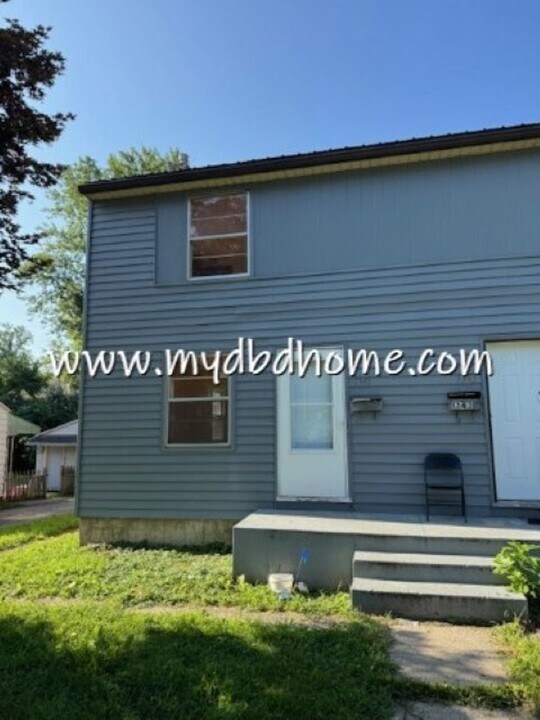 1341 Fay Dr in Fort Wayne, IN - Building Photo