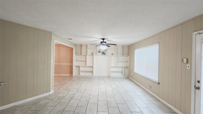property at 11541 Sabo Rd