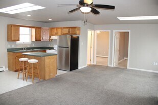 130 N Mill St in Birdsboro, PA - Building Photo