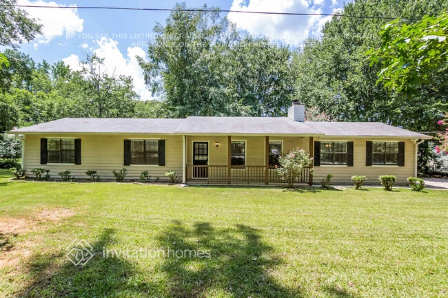 property at 3973 Irvindale Rd NW