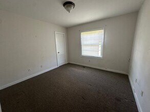 309 S Valencia Dr in Albany, GA - Building Photo - Building Photo