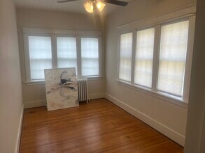 449 Richmond Ave, Unit 2 in Buffalo, NY - Building Photo - Building Photo