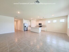 5819 Oak Bridge Ct in Bradenton, FL - Building Photo - Building Photo