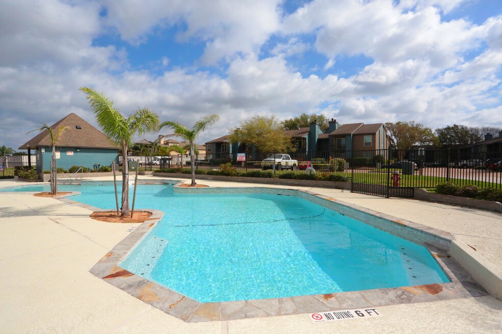 South Shore Lakes Apartments League City, TX Apartments For Rent