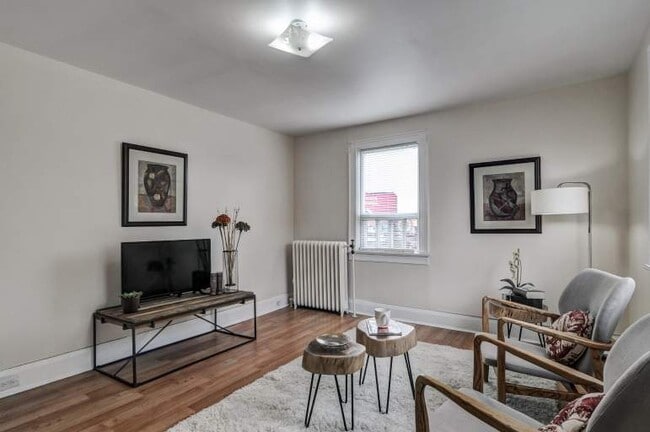 5 Donlands Ave in Toronto, ON - Building Photo - Building Photo