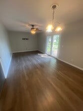 520 E Mulberry St in Chatham, IL - Building Photo - Building Photo