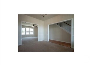 304 Ridge Pointe Drive in Athens, GA - Building Photo - Building Photo