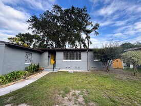 747 Moravon Ave in Jacksonville, FL - Building Photo