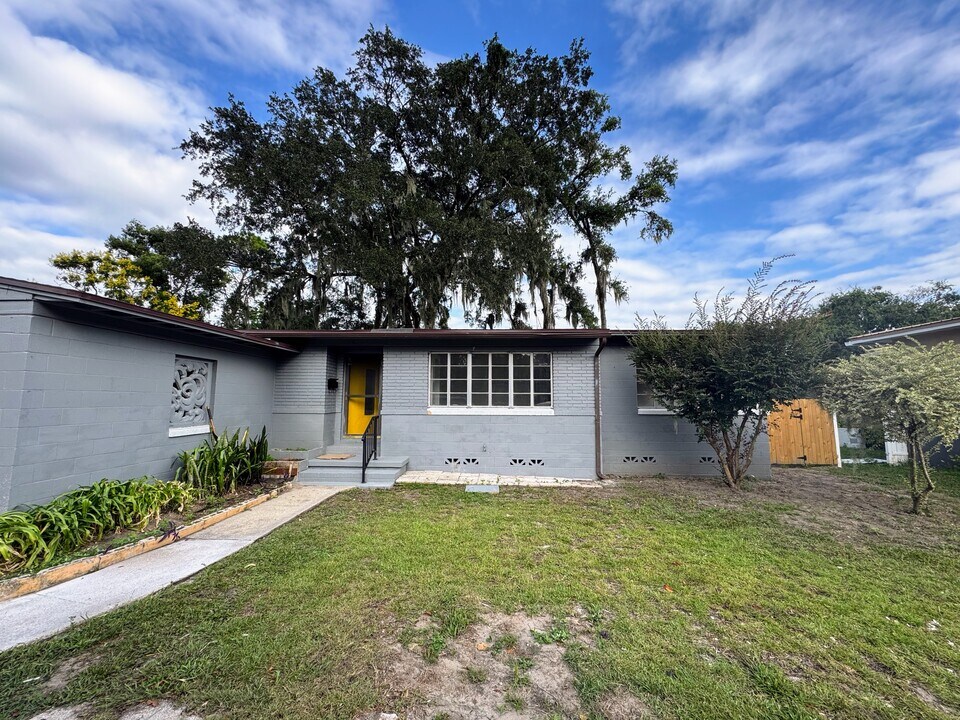 747 Moravon Ave in Jacksonville, FL - Building Photo
