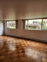 Valcrest Apartments in Seattle, WA - Foto de edificio - Interior Photo