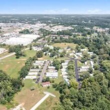 414 Ponderosa Dr in Elizabethtown, KY - Building Photo - Building Photo