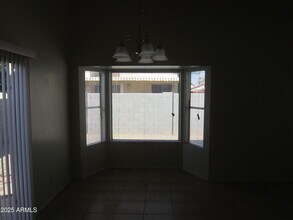 8820 W Greenbrian Dr in Peoria, AZ - Building Photo - Building Photo