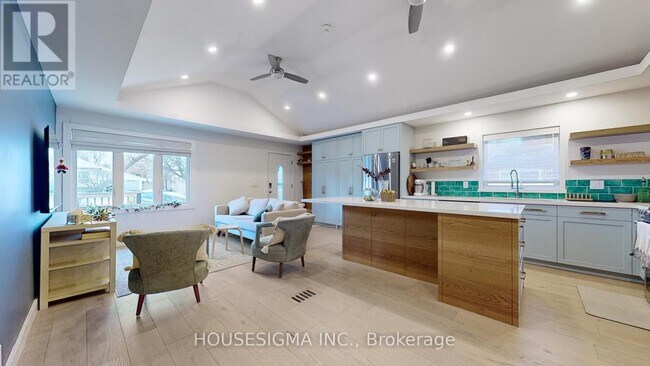 property at 745 Marksbury Rd