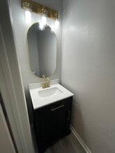 11345 Regal Square Dr in Temple Terrace, FL - Foto de edificio - Building Photo