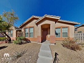 2500 Birds Nest Cactus Ct in Las Vegas, NV - Building Photo