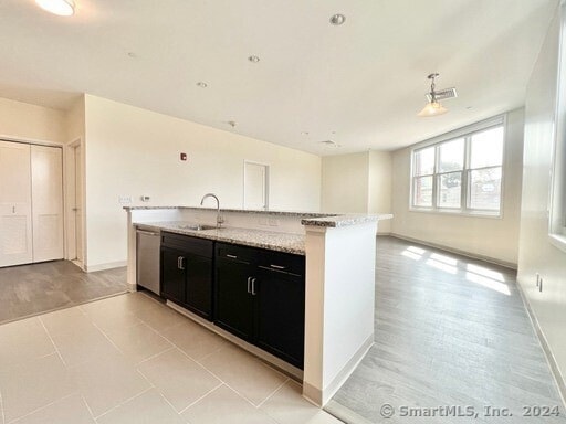 215 Stillwater Ave in Stamford, CT - Building Photo
