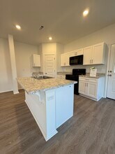 6716 Memphis in Bentonville, AR - Building Photo - Building Photo