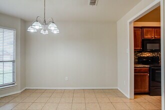 6921 95th St in Lubbock, TX - Building Photo - Building Photo