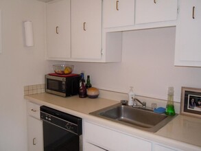 3240 Iris Ave, Unit 206 in Boulder, CO - Building Photo - Building Photo