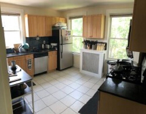 13 Sparhawk St, Unit #2 in Boston, MA - Building Photo - Building Photo