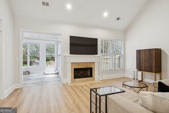 4168 Gateswalk Dr SE in Smyrna, GA - Building Photo - Building Photo