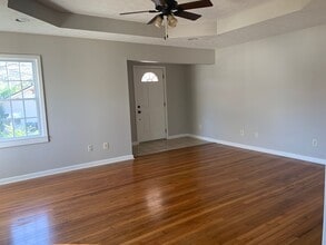 114 Cherry St in Carrollton, GA - Building Photo - Building Photo