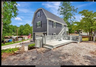 109 Norwood Ln in Westminster, SC - Foto de edificio - Building Photo