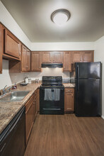 Colonie East Apartments in Latham, NY - Building Photo - Building Photo