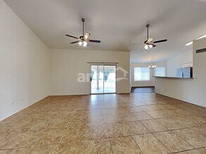 8523 W Acapulco Ln in Peoria, AZ - Foto de edificio - Building Photo