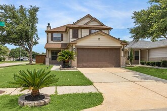 2950 Valiant Scene Ct in Houston, TX - Foto de edificio - Building Photo