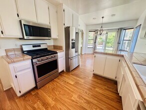57886 El Dorado Dr in Yucca Valley, CA - Building Photo - Building Photo