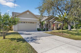172 Lake Shore Dr W in Palm Harbor, FL - Building Photo - Building Photo