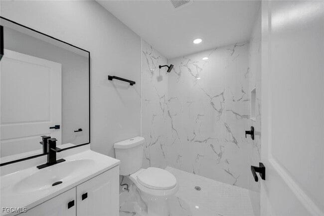 property at 3307 40th St W