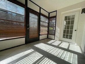 1270 SE Parkview Pl in Stuart, FL - Building Photo - Building Photo