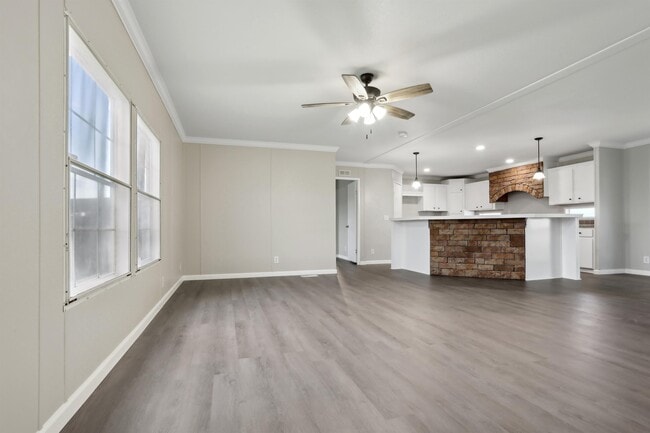 105 Lovely Iris Ln in Duson, LA - Building Photo - Building Photo