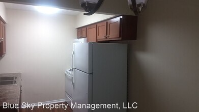 824 Oak St in Connersville, IN - Building Photo - Building Photo